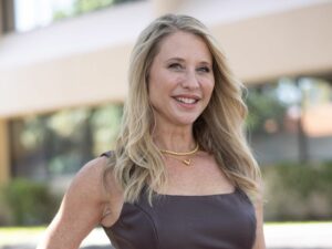 Picture of Wendy Finkelstein, PA-C